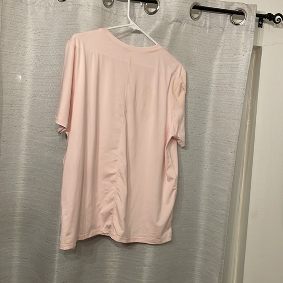 Fabletics light pink Phoenix lite s/s top size XL $60 NWT - Picture 5 of 8